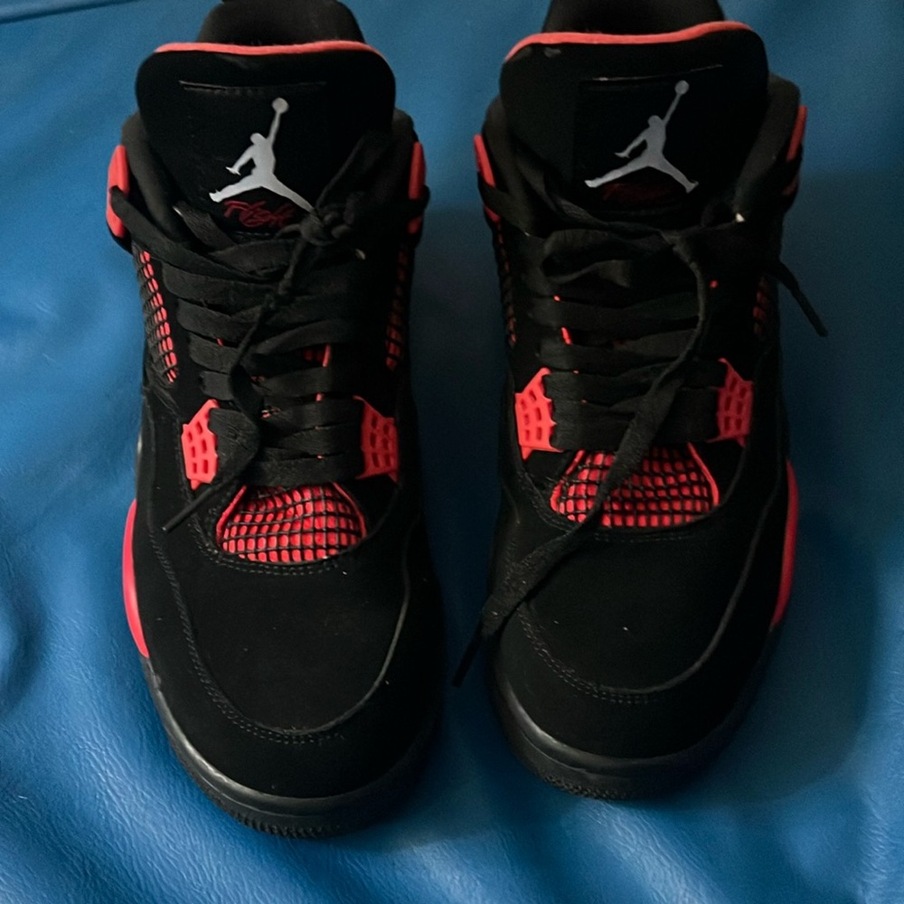 Red thunder 4s